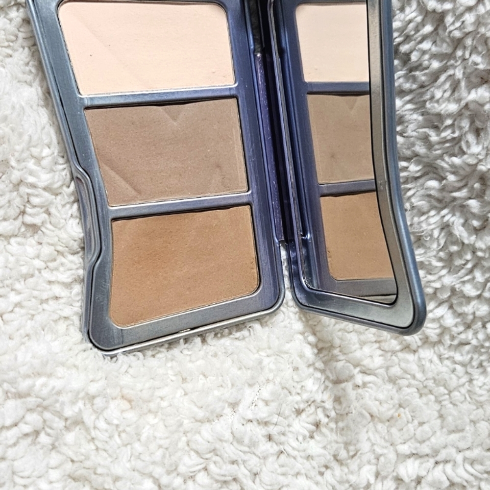 Kalidos medium bronzer pallet